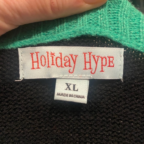 Holiday Hype" T-Rex sparkling dinosaur ugly Christmas sweater. Size XL - Picture 8 of 9